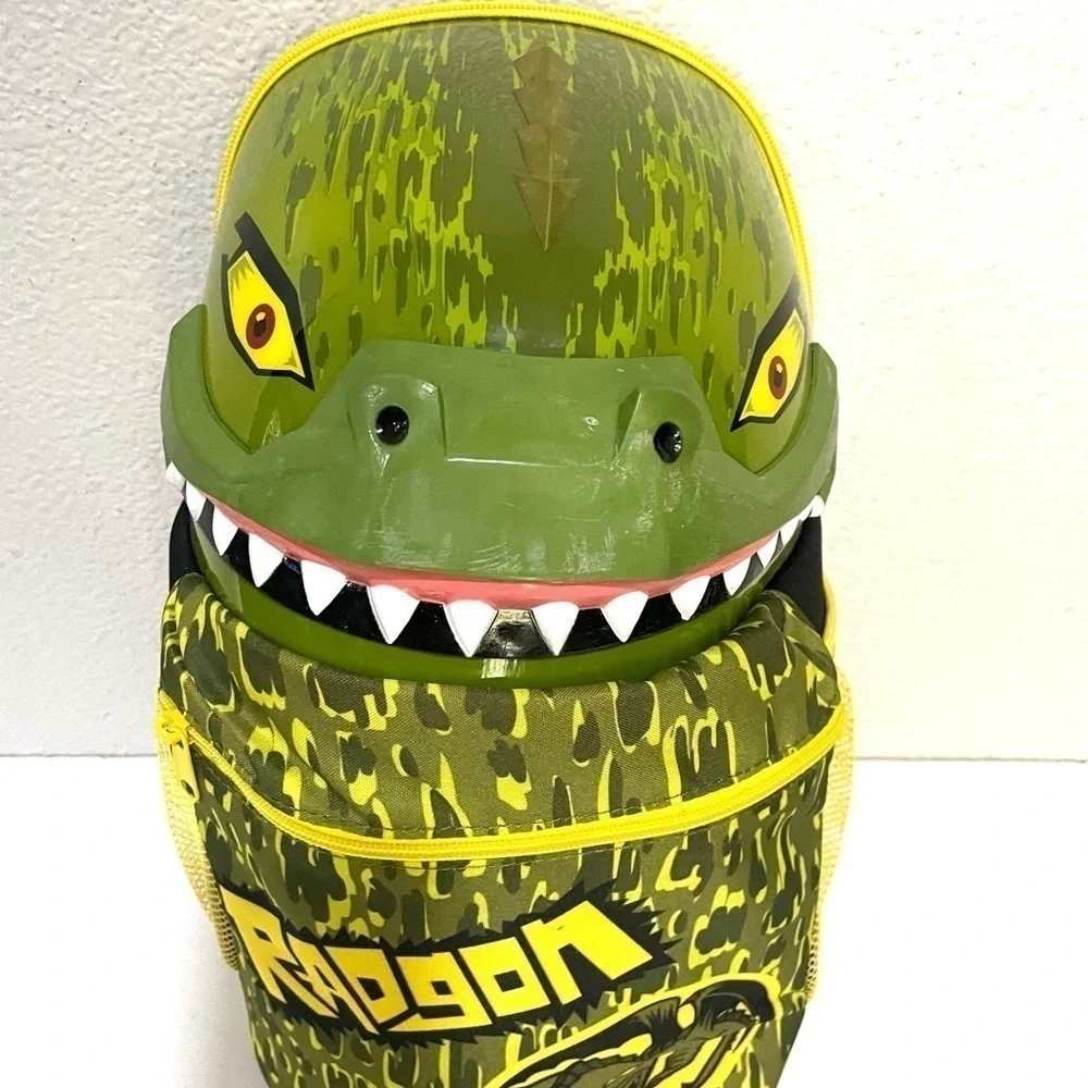 RASKULLZ Radeon 3D sculpted design green backpack